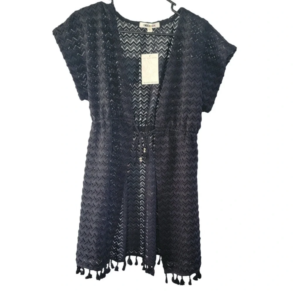 NWT Miken Black Swim Coverup with Chevron Design - Picture 6 of 7